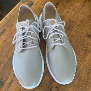 FootJoy NWOB Women's Flex LX Spikeless Golf Shoes Taupe Neutral 95737 Sz 9